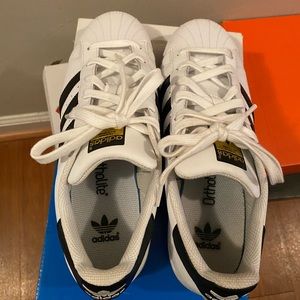 Adidas Superstar